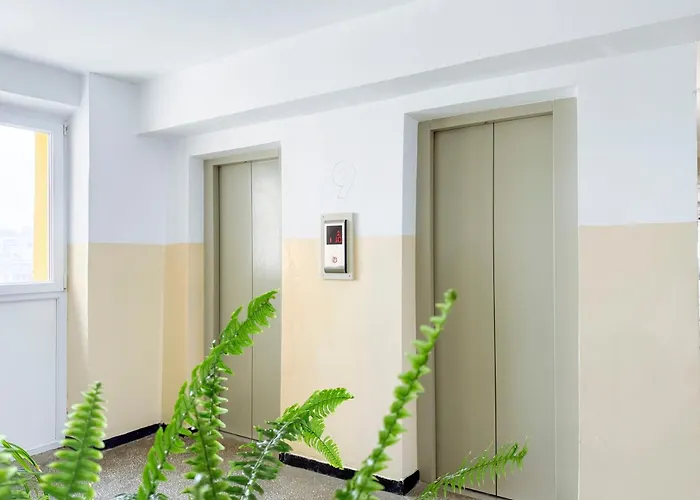 Lunaria Near National Arena & Mega Mall Apartment *