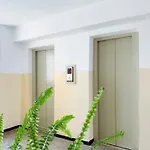 Lunaria Near National Arena & Mega Mall Διαμέρισμα *
