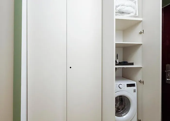 Apartment Lunaria Near National Arena & Mega Mall Bucharest