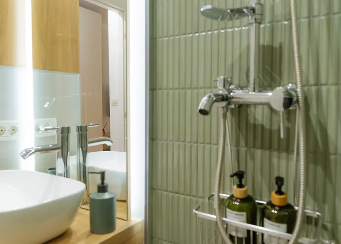 Apartamento Lunaria Near National Arena&mega Mall Bucarest