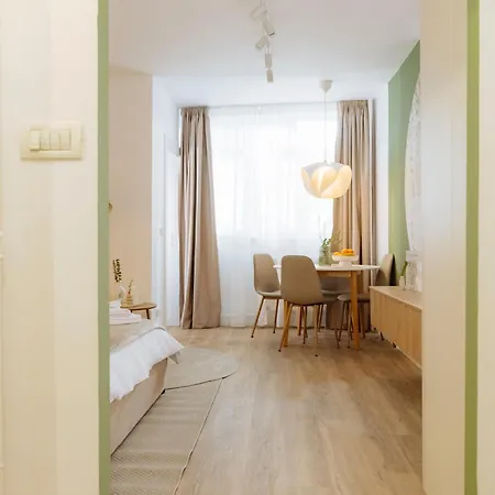 公寓 Lunaria Near National Arena & Mega Mall 布加勒斯特